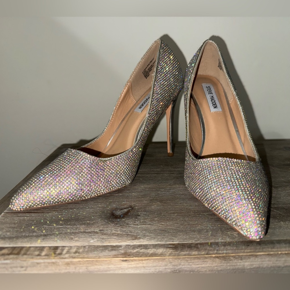 🐠 Steve Madden Sparkling Multicolor Heels